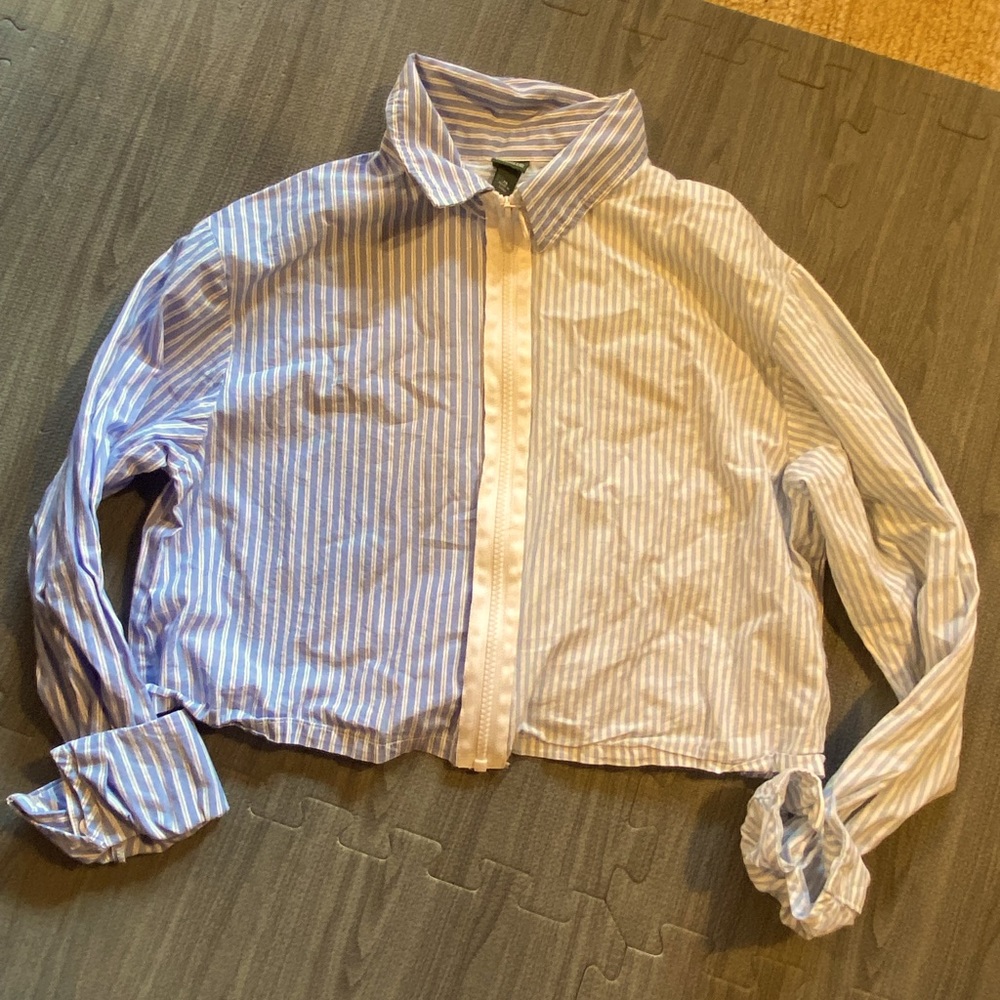 Wild fable pinstripe zip crop